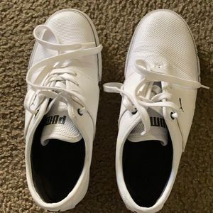 Women’s puma sport shoe